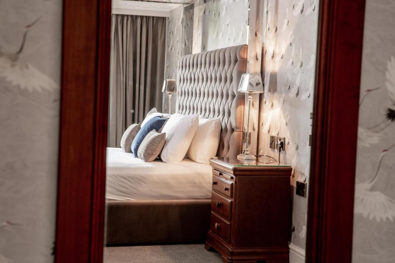 Bredbury Hall Hotel ستوكبورت المظهر الخارجي الصورة