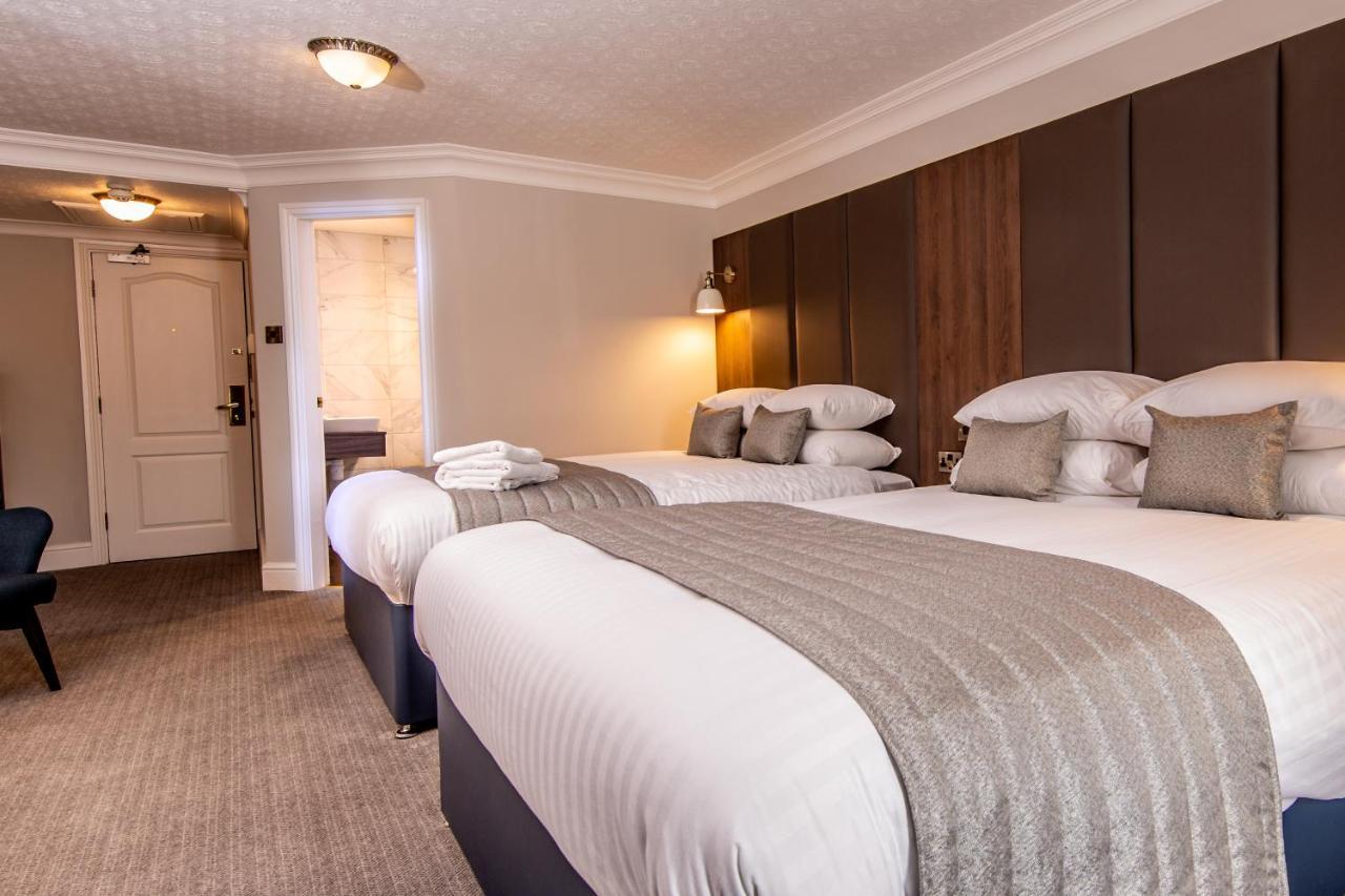 Bredbury Hall Hotel ستوكبورت المظهر الخارجي الصورة