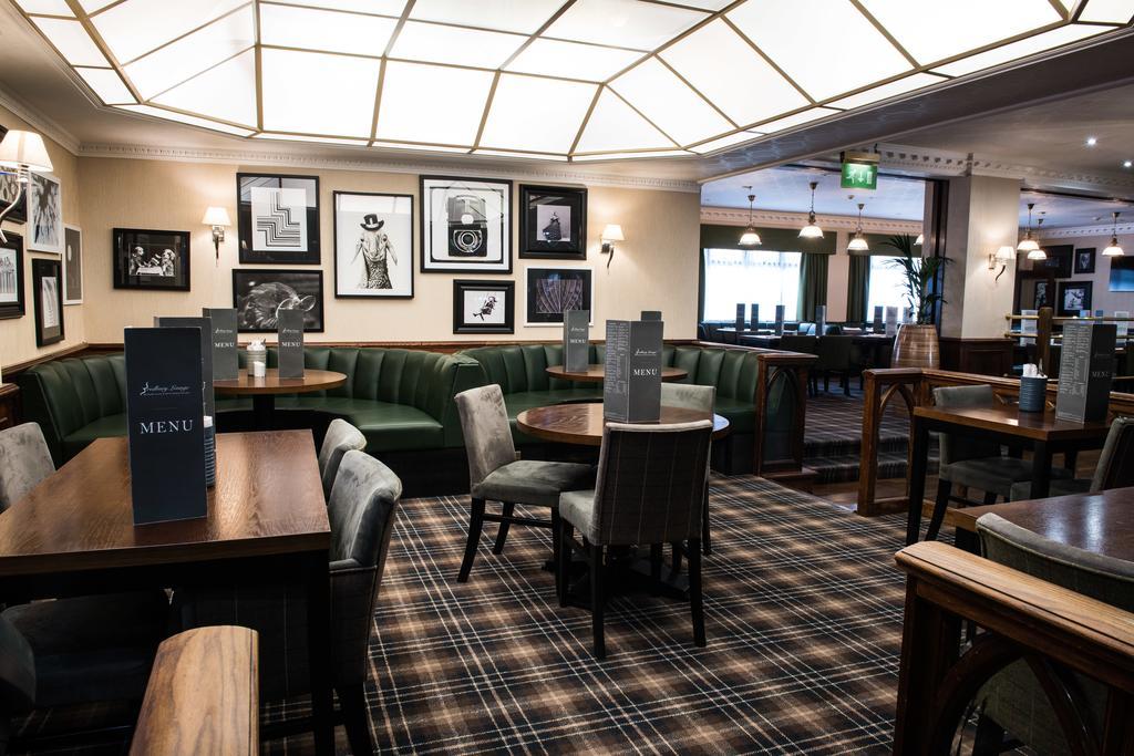 Bredbury Hall Hotel ستوكبورت المظهر الخارجي الصورة