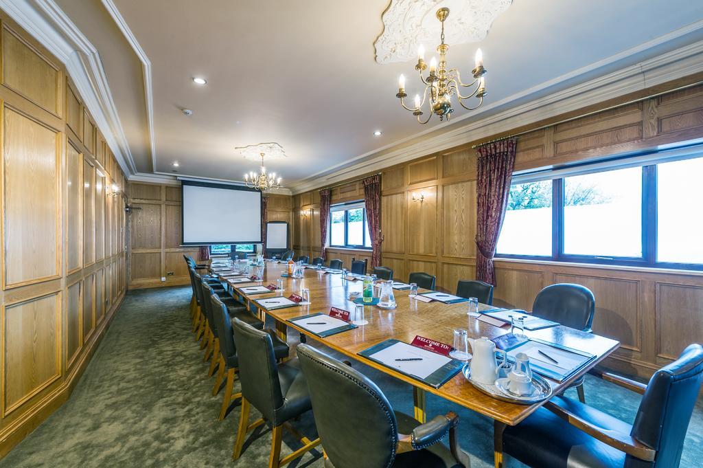 Bredbury Hall Hotel ستوكبورت المظهر الخارجي الصورة