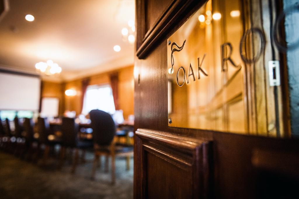 Bredbury Hall Hotel ستوكبورت المظهر الخارجي الصورة