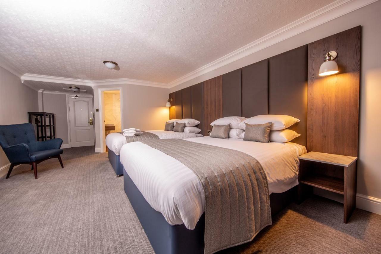 Bredbury Hall Hotel ستوكبورت المظهر الخارجي الصورة