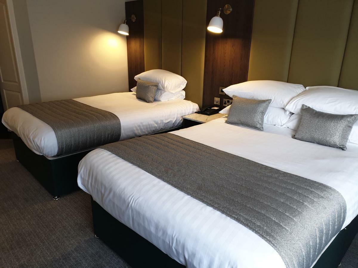 Bredbury Hall Hotel ستوكبورت المظهر الخارجي الصورة